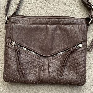 Denver Hayes cross body purse